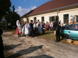 szuret16_4_20220219